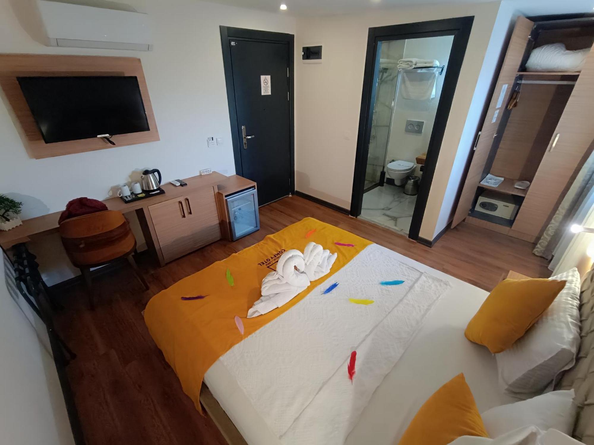 Comfy Otel Antalya Lara Bagian luar foto