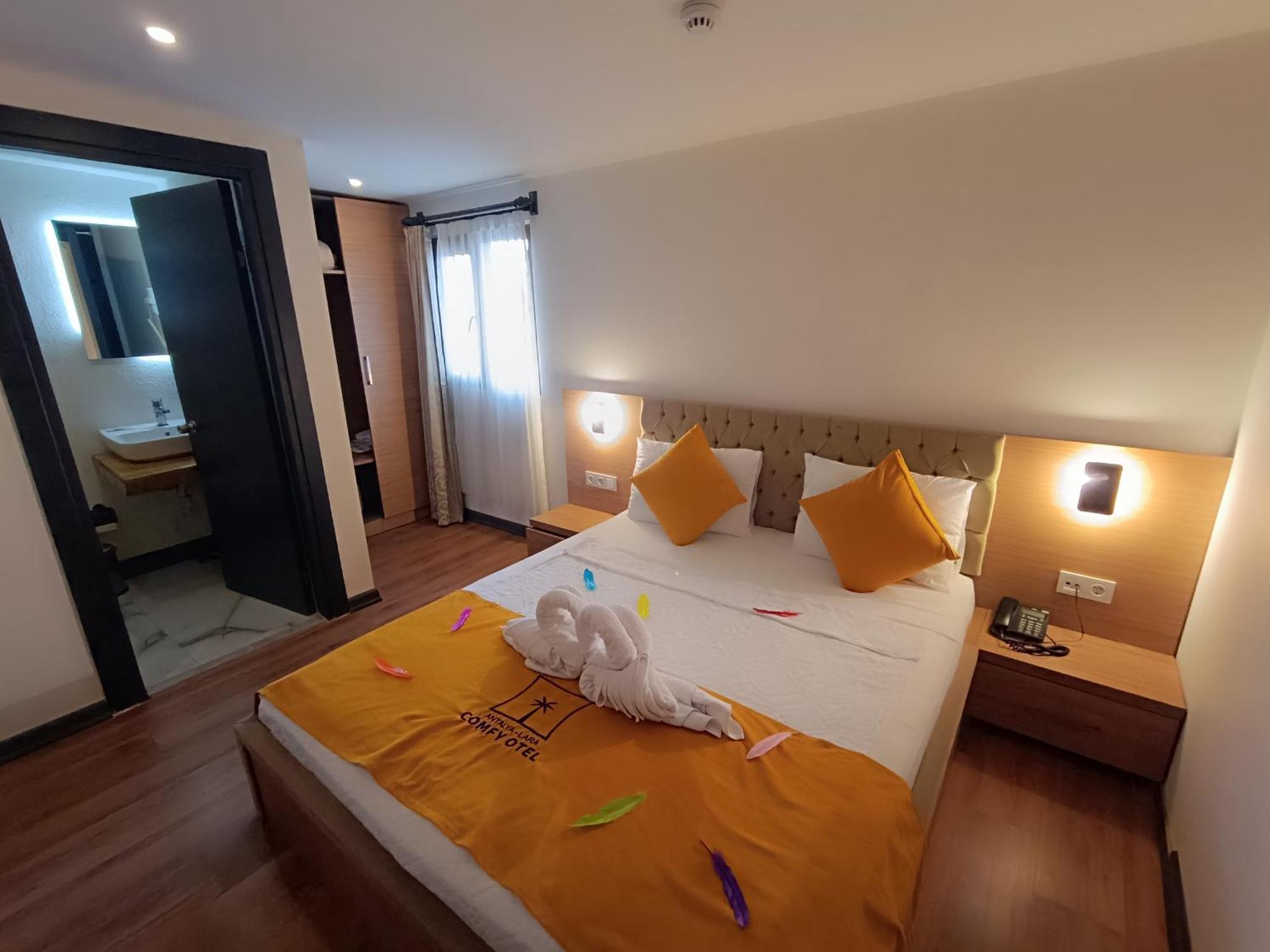Comfy Otel Antalya Lara Bagian luar foto