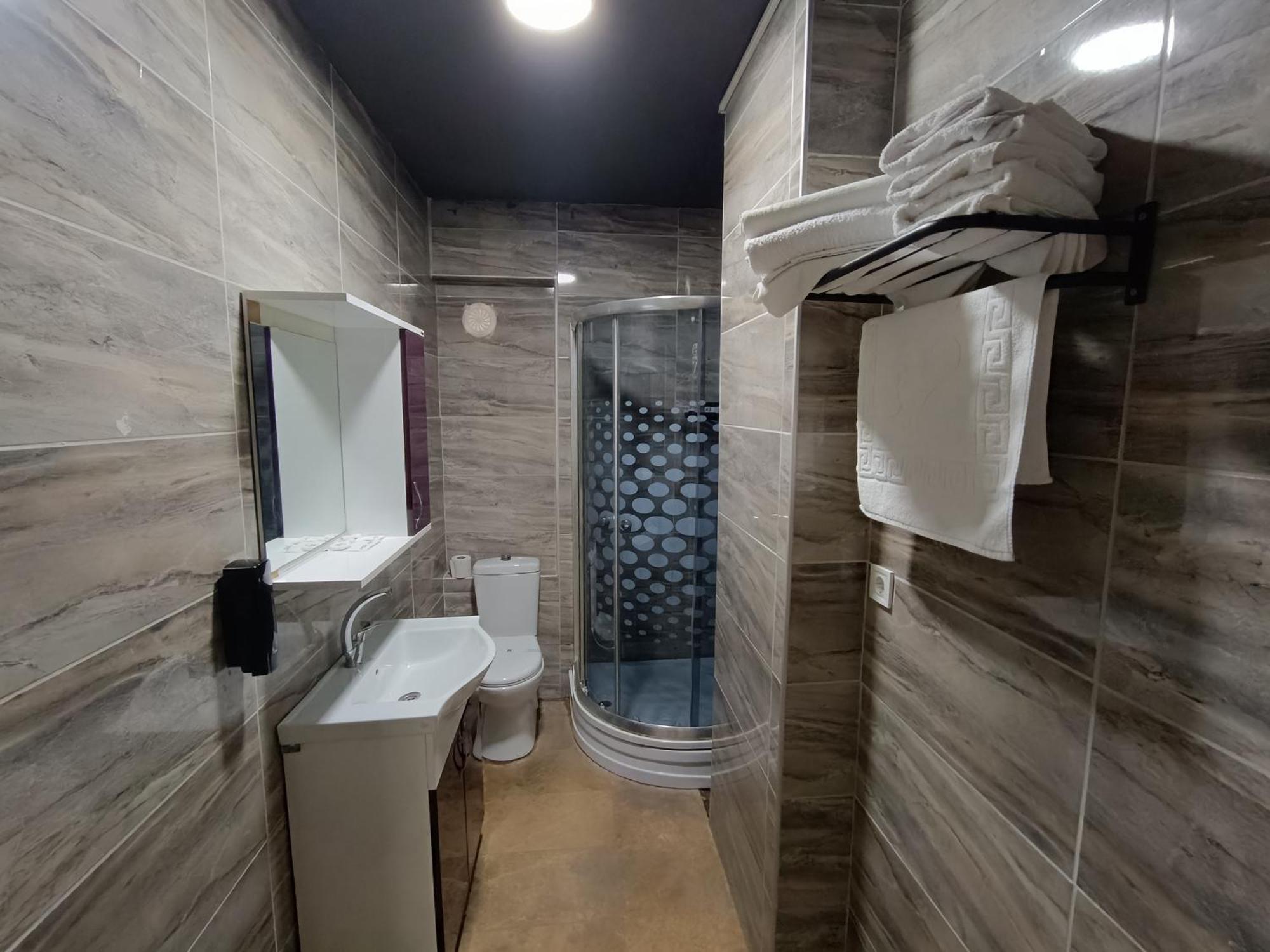 Comfy Otel Antalya Lara Bagian luar foto
