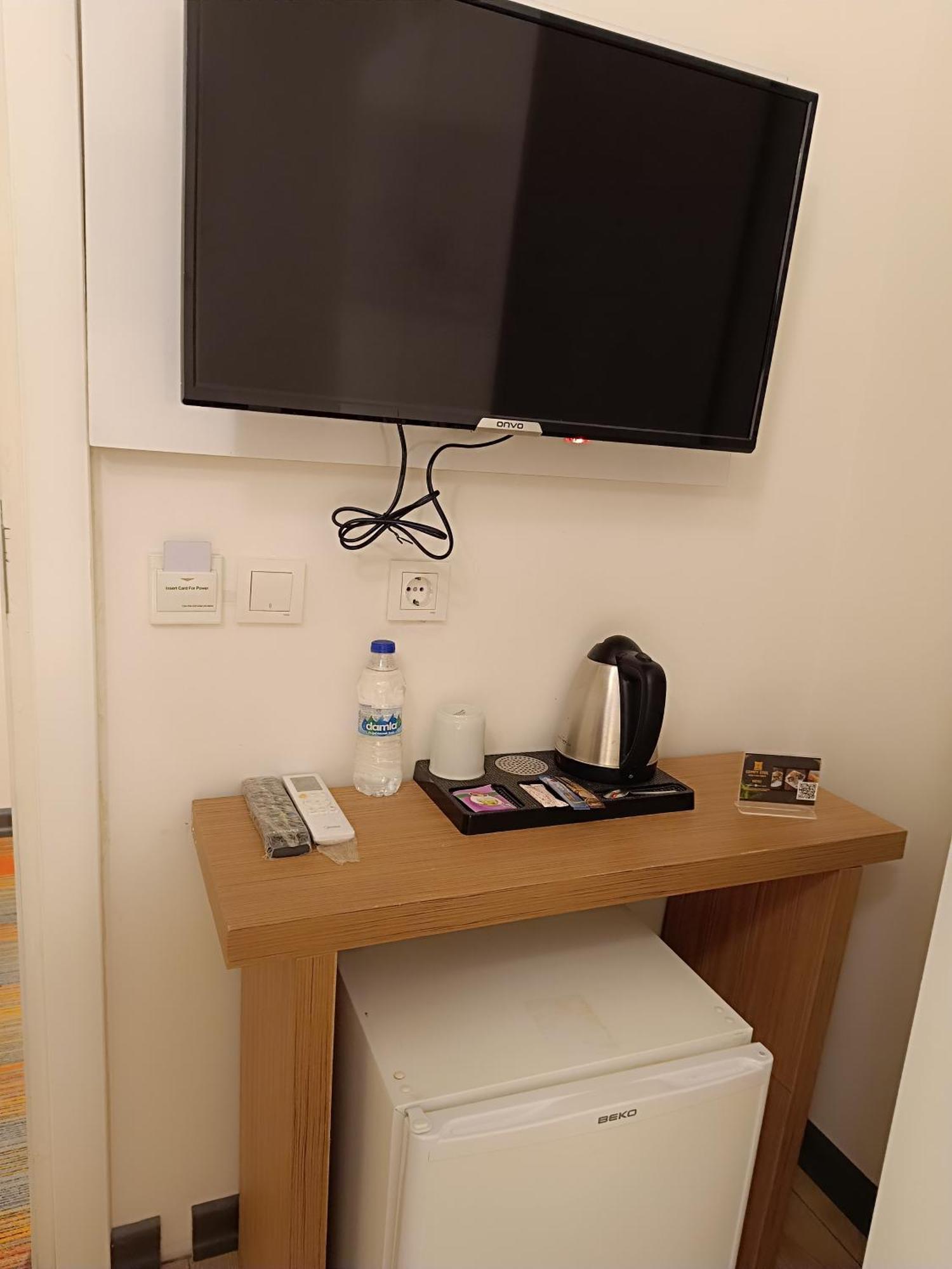 Comfy Otel Antalya Lara Bagian luar foto