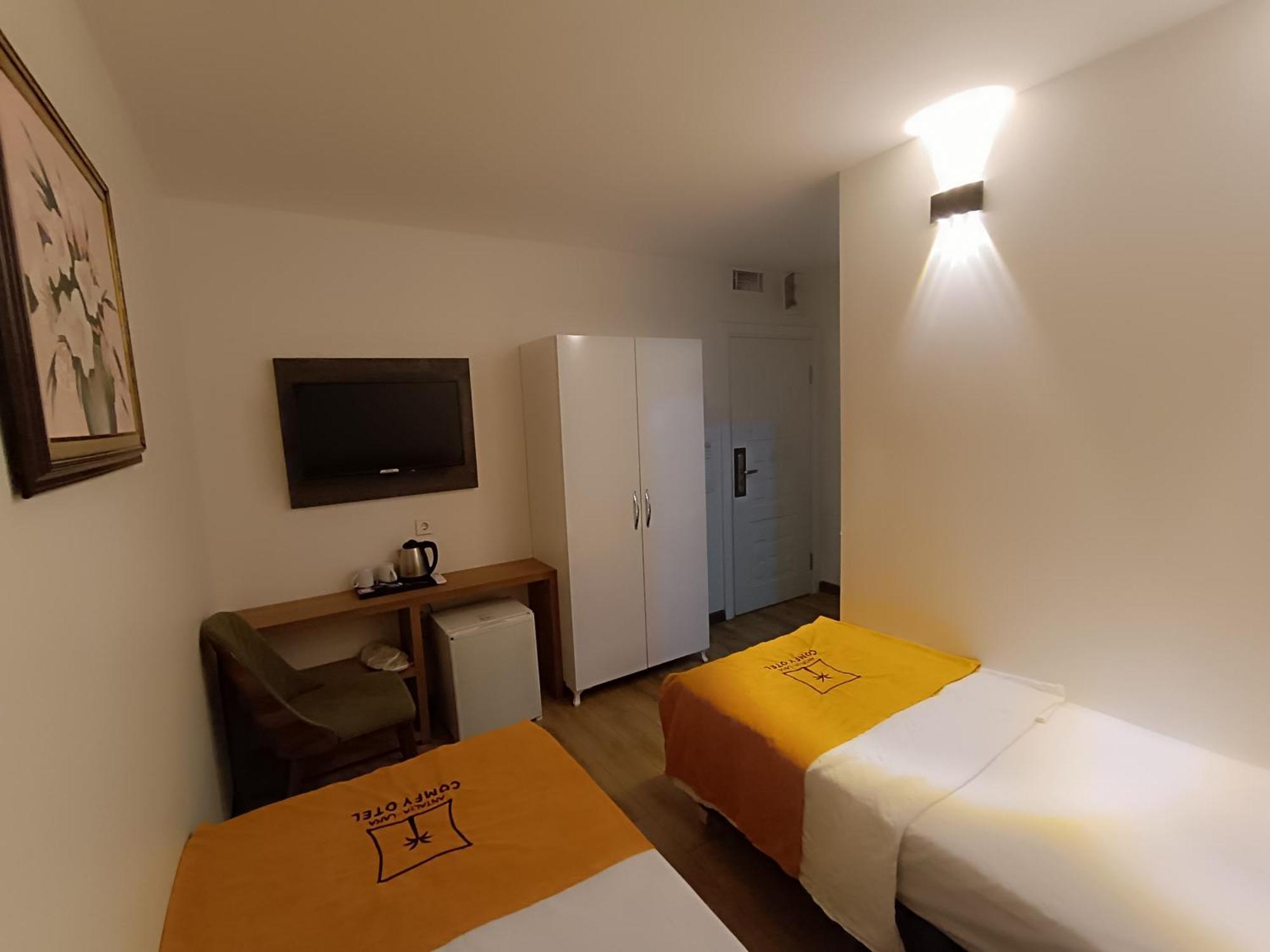 Comfy Otel Antalya Lara Bagian luar foto