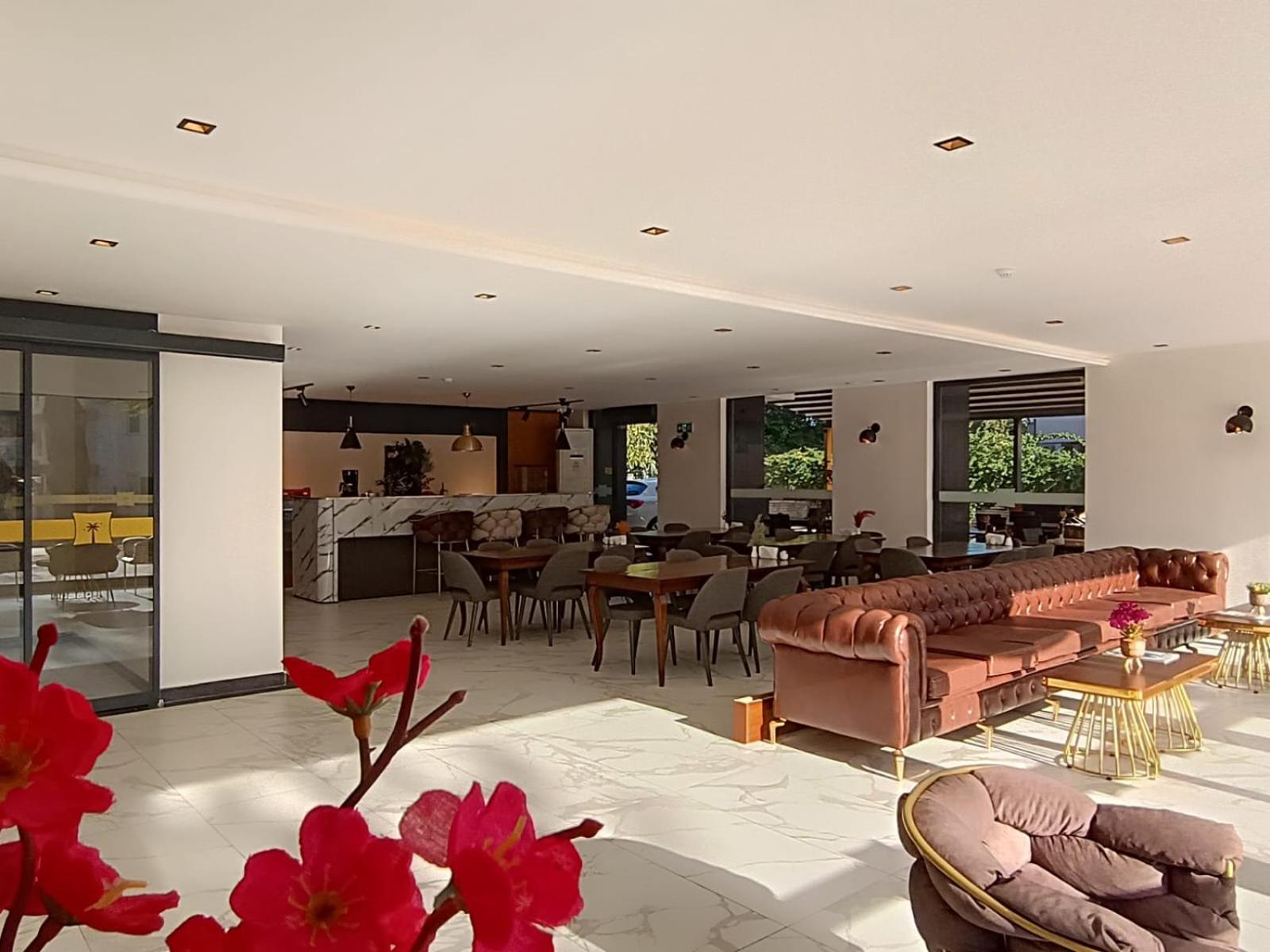 Comfy Otel Antalya Lara Bagian luar foto