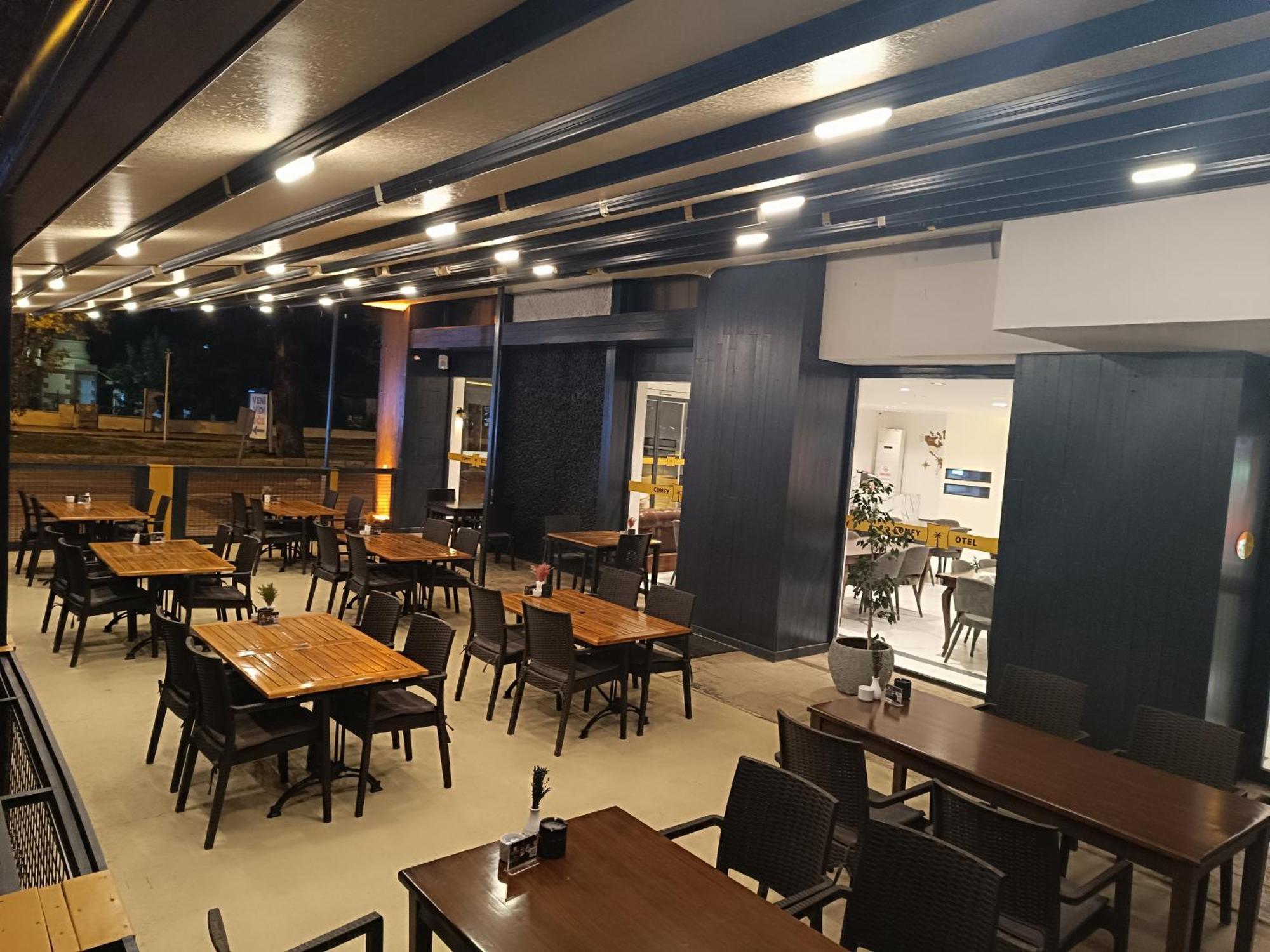 Comfy Otel Antalya Lara Bagian luar foto