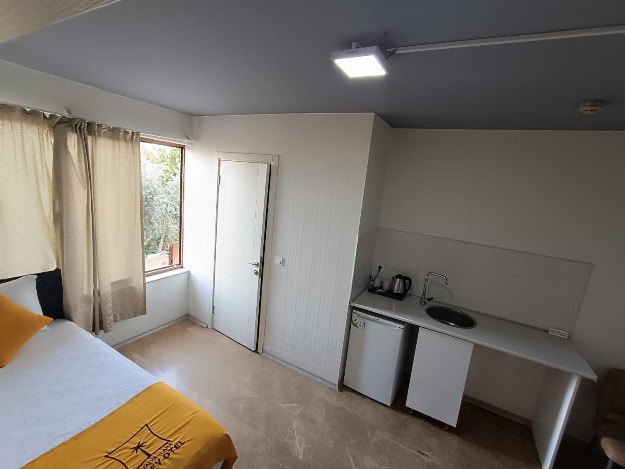 Comfy Otel Antalya Lara Bagian luar foto